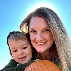 Meet your Posher, Carolyn